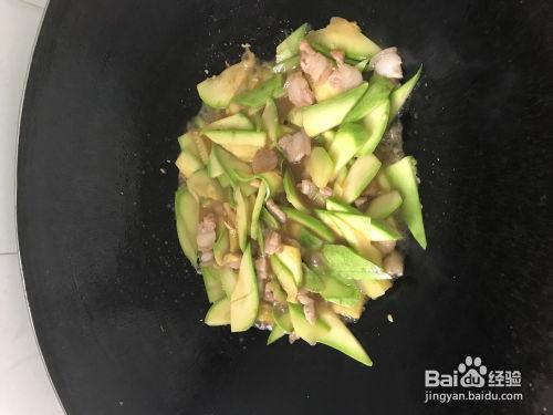 在云南小瓜怎么吃,云南小瓜的多样食法探索